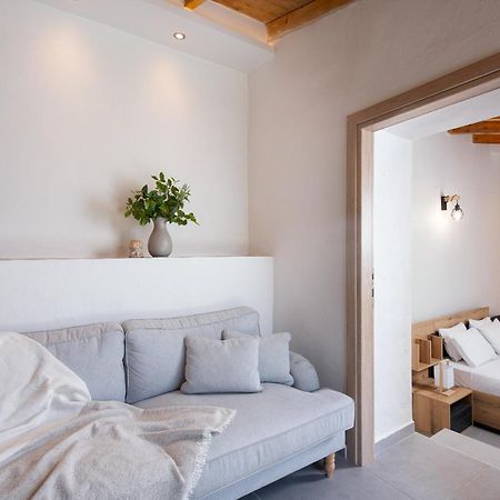 Kentrikon Rooms III & Mint House 利迈纳里亚 外观 照片