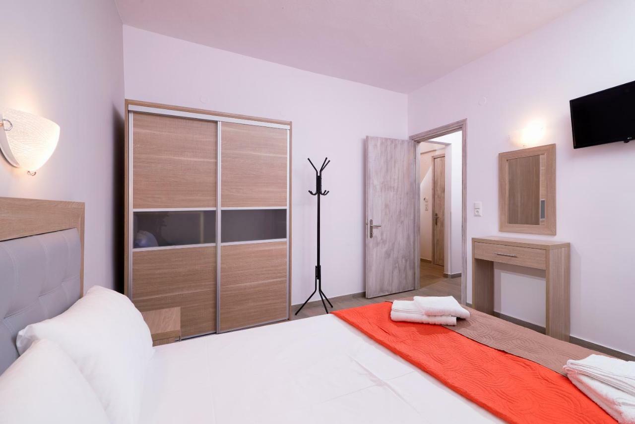 Kentrikon Rooms III & Mint House 利迈纳里亚 外观 照片